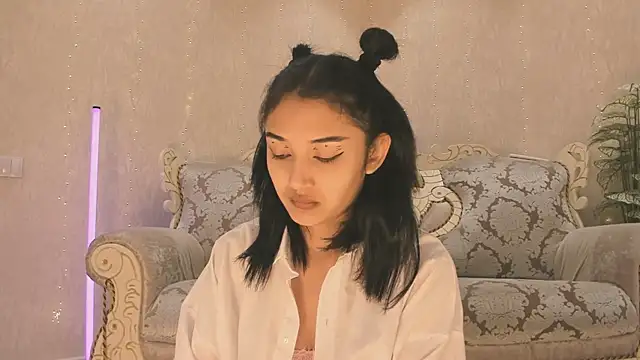 Rei ramiki online show from 10-14-25, 10:54