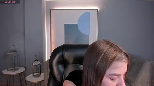 TiffannySins online show from 01-17-26, 04:06