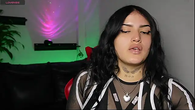 sari belle online show from 09-29-25, 09:19