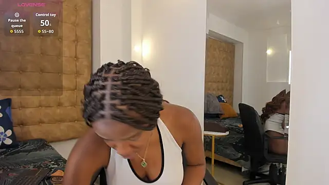 ThaliaOcean online show from 12-15-25, 10:03