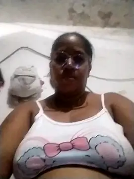 Big ass submissive online show from 10-23-25, 04:23