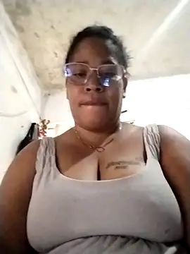 Big ass submissive online show from 10-25-25, 01:18