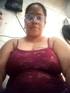 Snapshot of Big_ass_submissive chatting on 11-28-25, 03:58 Big ass submissive online show from 11-28-25, 03:58