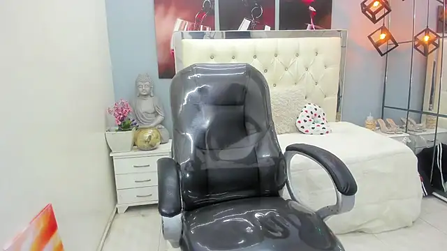 Eilish hall online show from 12-14-25, 10:47