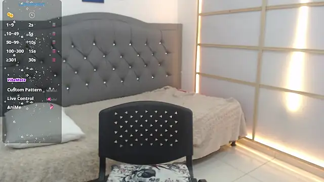 Eilish hall online show from 12-18-25, 11:22