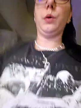 Snapshot of Swiss_Lady chatting on 10-03-25, 12:29 Swiss Lady online show from 10-03-25, 12:29