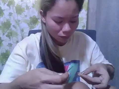 Sweeetgurll online show from 09-30-25, 01:43