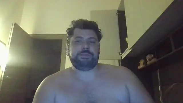 giuseppelovisi85 online show from 10-18-25, 08:09