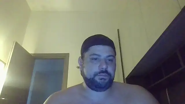 giuseppelovisi85 online show from 10-20-25, 08:26