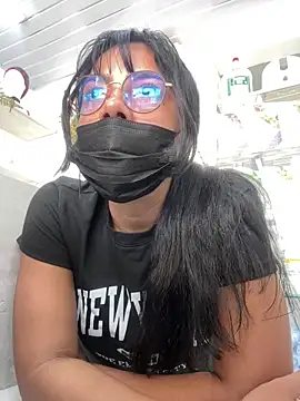 Kyra  Rose online show from 12-18-25, 03:51