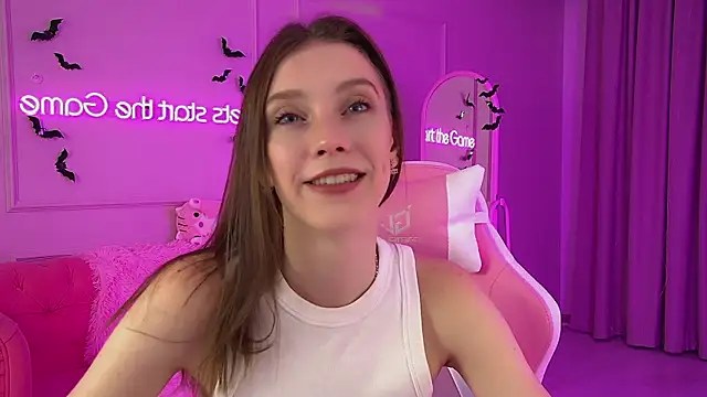 VeronicaVances online show from 10-16-25, 06:31