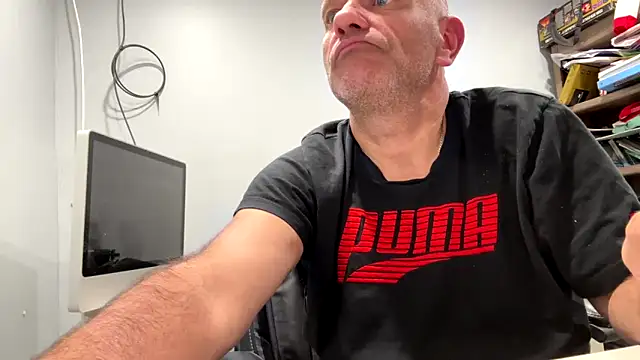 frankyjones8989 online show from 10-18-25, 04:15