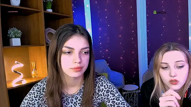 luna tin online show from 12-14-25, 02:44