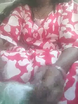 Snapshot of hotmahitha chatting on 05-11-26, 01:55 hotmahitha online show from 05-11-26, 01:55