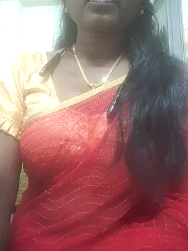 Snapshot of hotmahitha chatting on 05-19-26, 06:14 hotmahitha online show from 05-19-26, 06:14