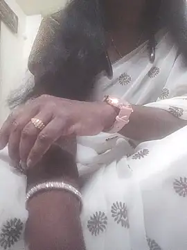 Snapshot of hotmahitha chatting on 05-28-26, 08:55 hotmahitha online show from 05-28-26, 08:55