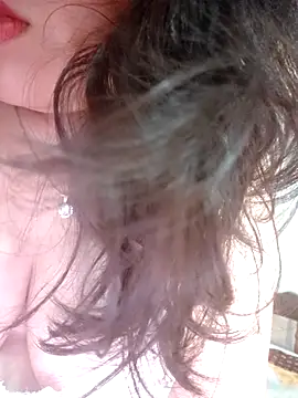 Julyy08 online show from 03-18-26, 04:59