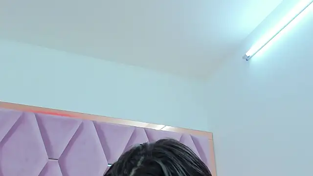 MaskedGirl  online show from 10-16-25, 11:33