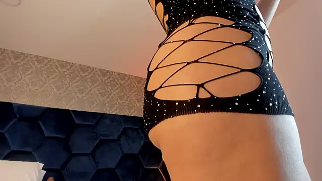 Snapshot of Isabellaa_Palacios chatting on 11-08-25, 08:51 Isabellaa Palacios online show from 11-08-25, 08:51