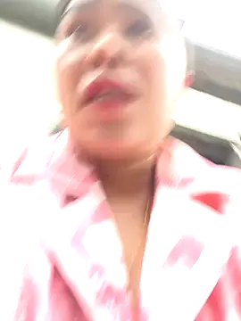 han-cute online show from 11-18-25, 01:11