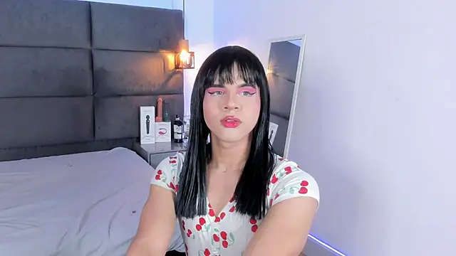 Snapshot of Slenna_Moon chatting on 10-16-25, 03:07 Slenna Moon online show from 10-16-25, 03:07