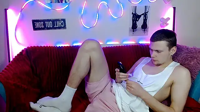 Xavier Night81 online show from 11-09-25, 08:45