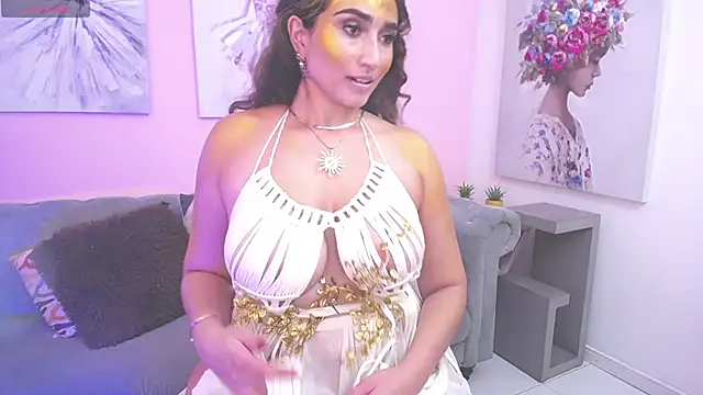 Snapshot of linda_morgan1 chatting on 10-28-25, 12:41 linda morgan1 online show from 10-28-25, 12:41