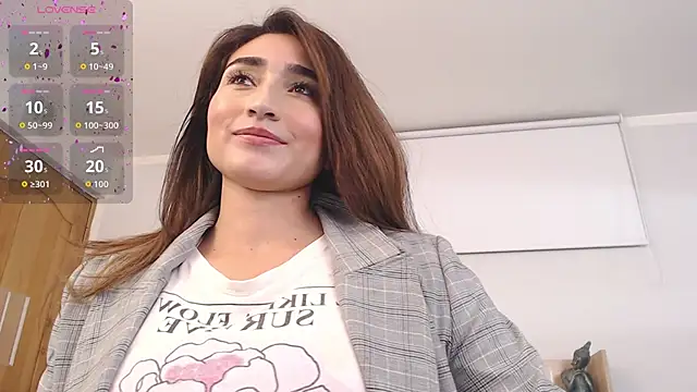 Snapshot of linda_morgan1 chatting on 11-08-25, 12:27 linda morgan1 online show from 11-08-25, 12:27