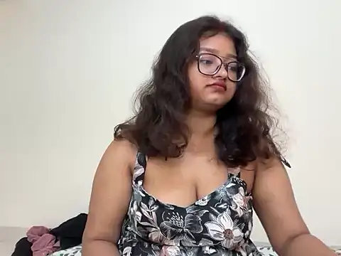 Drizzling Intimecy online show from 09-22-25, 06:48