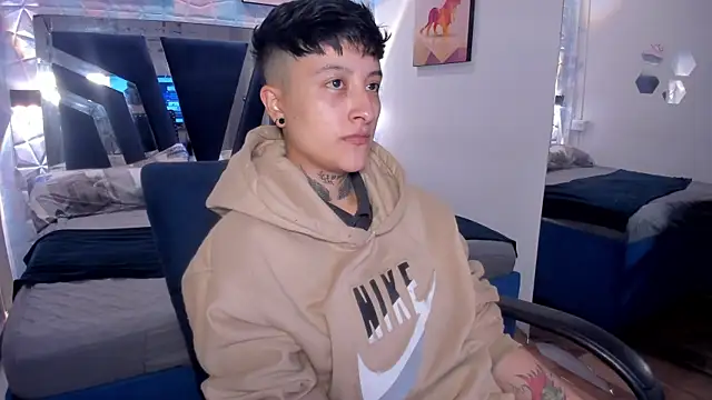 abby thommson1 online show from 09-11-25, 02:11