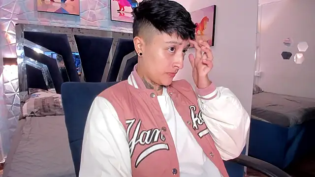 abby thommson1 online show from 09-16-25, 02:01