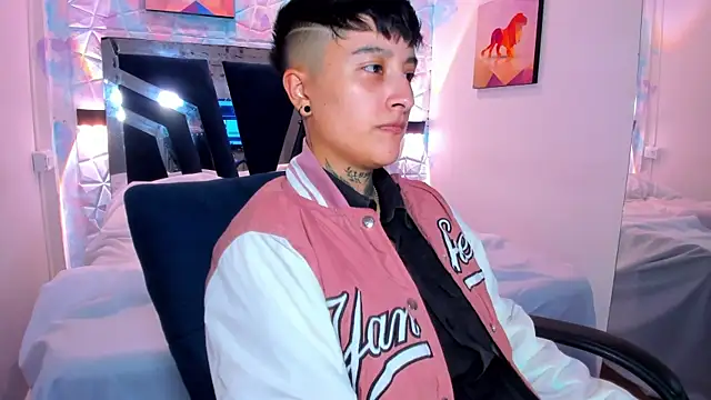 abby thommson1 online show from 10-04-25, 05:27