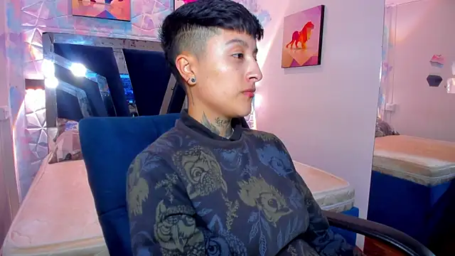 abby thommson1 online show from 10-15-25, 04:01