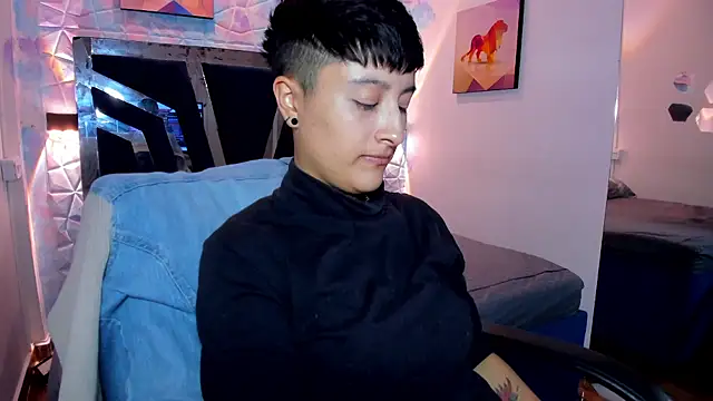 abby thommson1 online show from 10-21-25, 04:02