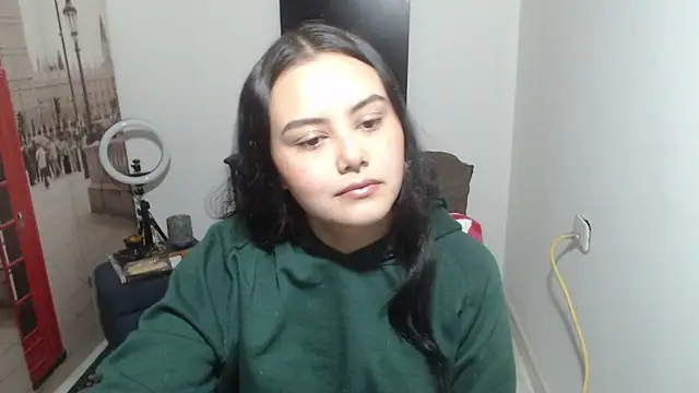 Snapshot of crazy_daniela chatting on 09-25-25, 12:20 crazy daniela online show from 09-25-25, 12:20