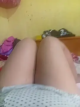 Snapshot of Ravena2290 chatting on 09-28-25, 05:29 Ravena2290 online show from 09-28-25, 05:29