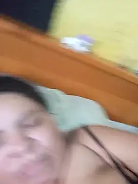 Snapshot of Ravena2290 chatting on 10-06-25, 10:51 Ravena2290 online show from 10-06-25, 10:51