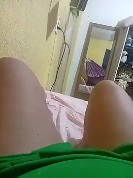 Snapshot of Ravena2290 chatting on 10-31-25, 08:59 Ravena2290 online show from 10-31-25, 08:59