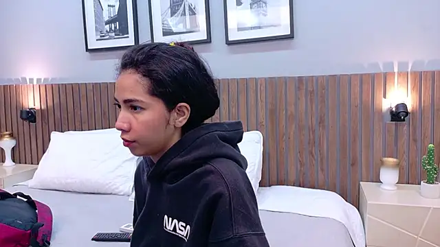 luna roja25 online show from 03-04-26, 12:33