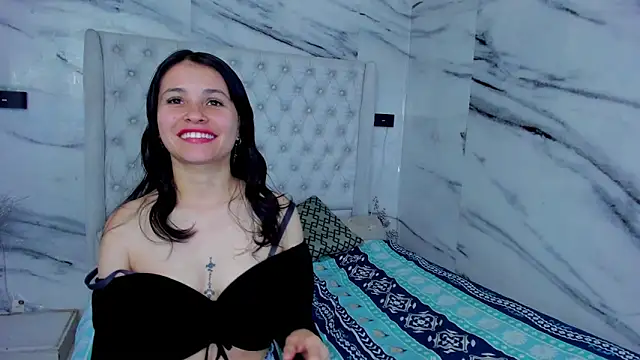 Ari and Storm online show from 10-11-25, 04:27