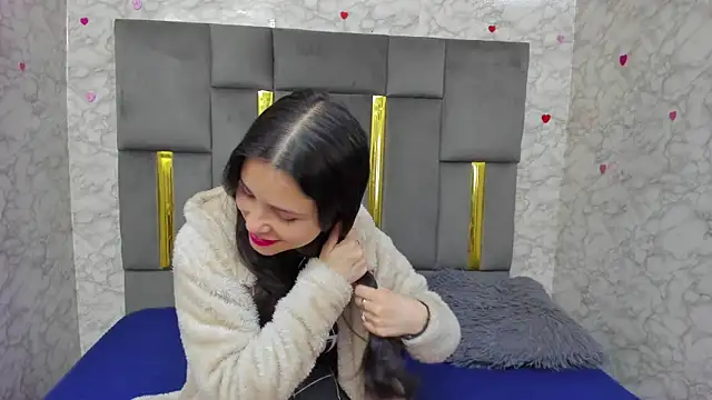 Ari and Storm online show from 04-24-26, 02:30