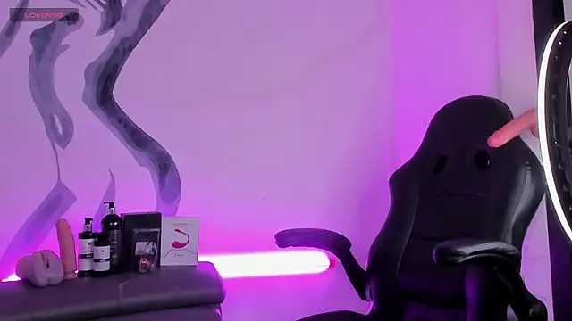 LiamDeep online show from 10-15-25, 08:20