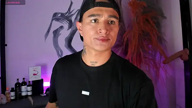 LiamDeep online show from 10-23-25, 09:02