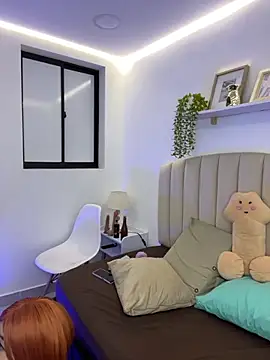 Snapshot of SunshineLizzy chatting on 11-07-25, 12:38 SunshineLizzy online show from 11-07-25, 12:38