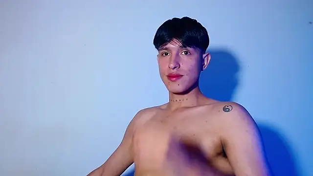 rowanbigboy23 online show from 11-16-25, 09:09