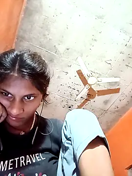 Snapshot of Jyoti_thakurr chatting on 10-07-25, 08:50 Jyoti thakurr online show from 10-07-25, 08:50