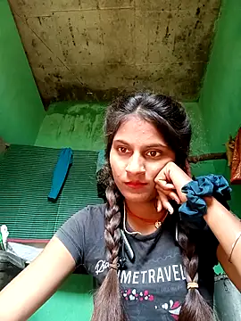 Snapshot of Jyoti_thakurr chatting on 11-04-25, 06:56 Jyoti thakurr online show from 11-04-25, 06:56