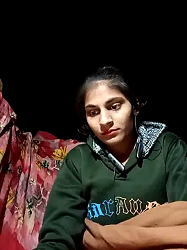 Snapshot of Jyoti_thakurr chatting on 11-15-25, 02:35 Jyoti thakurr online show from 11-15-25, 02:35