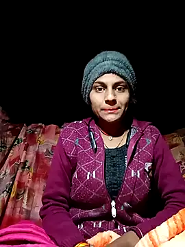 Snapshot of Jyoti_thakurr chatting on 11-21-25, 09:57 Jyoti thakurr online show from 11-21-25, 09:57