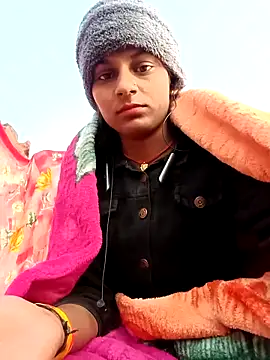 Snapshot of Jyoti_thakurr chatting on 12-04-25, 02:21 Jyoti thakurr online show from 12-04-25, 02:21